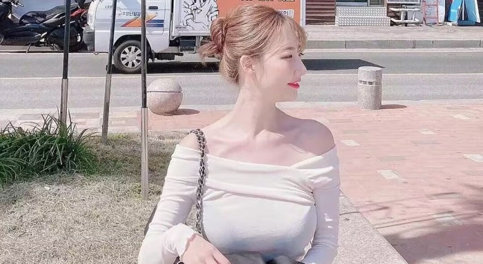 1763552592387845.jpg 1730503774408732.jpg